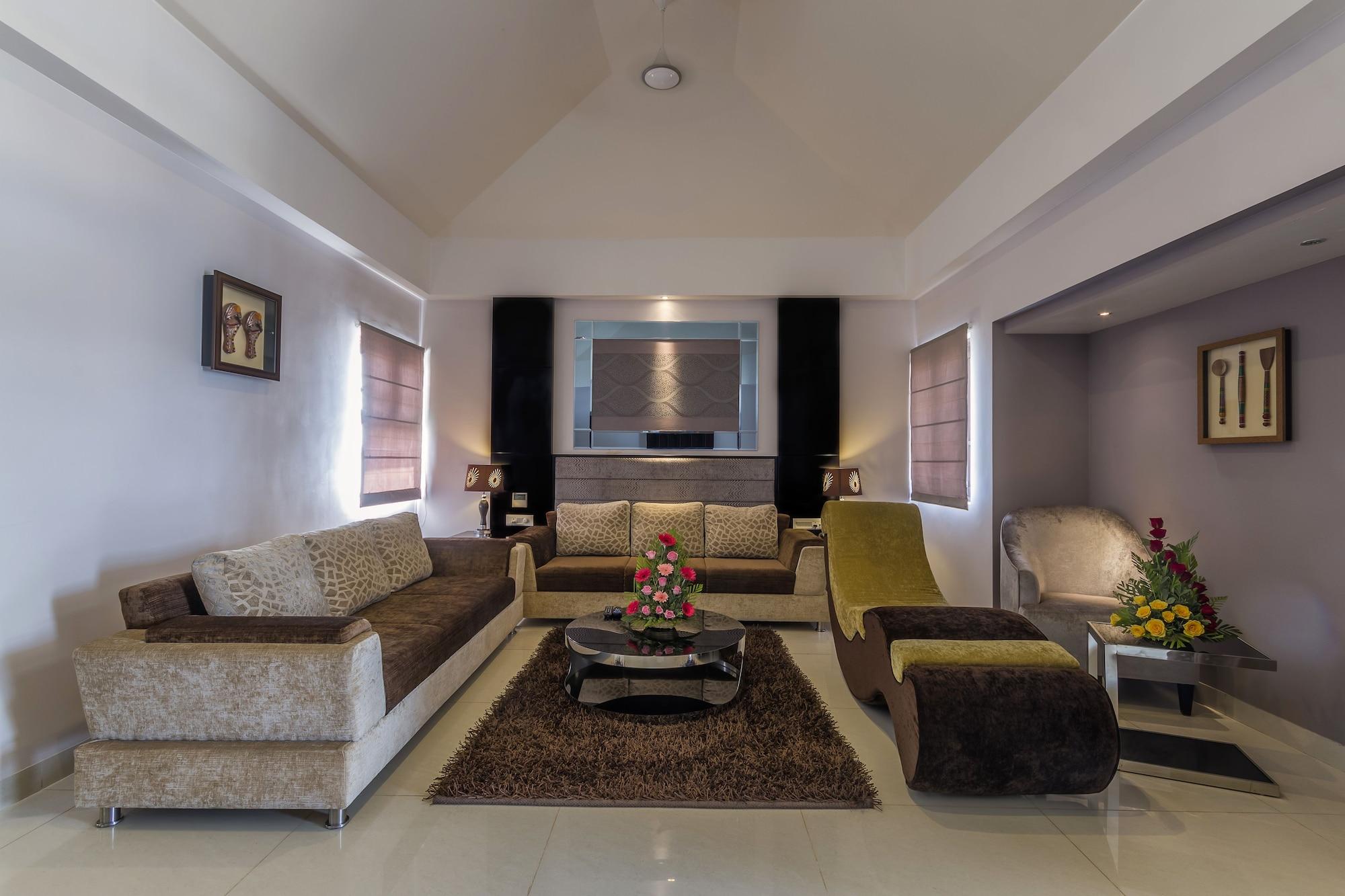 Regenta Resort Bhuj Exterior foto