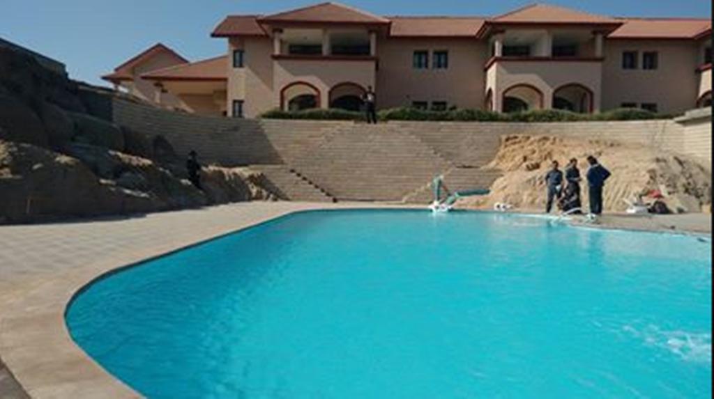 Regenta Resort Bhuj Exterior foto