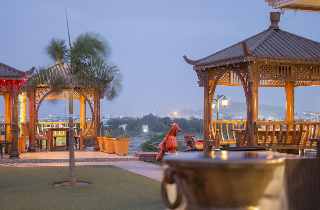 Regenta Resort Bhuj Exterior foto